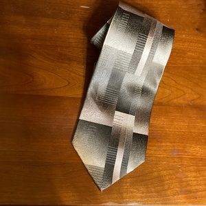 Pierre Cardin. Green color block